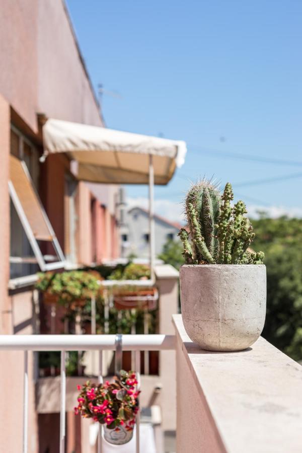 Down Town Apartment Split Exterior foto